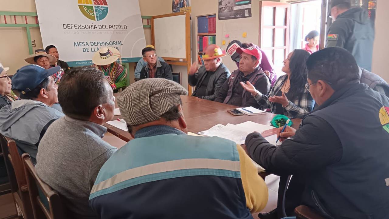 Acuerdan levantar temporalmente bloqueo en el km 60 por festividades de todos los santos