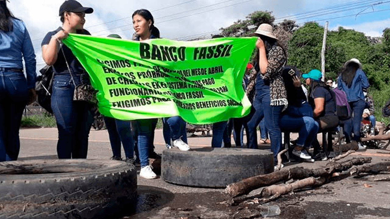 Trabajadores del Banco Fassil retomarán sus medidas de presión
