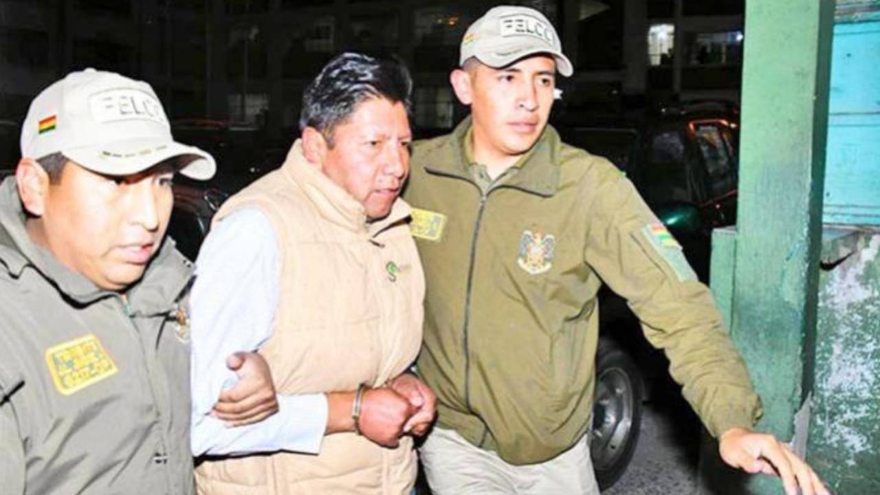 Aprehenden al alcalde de Achocalla por caso alud