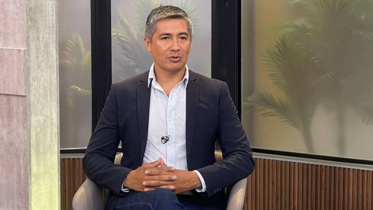 Economista alerta sobre el riesgo al ahorro de los Bolivianos debido a la Ley del PGE 2025