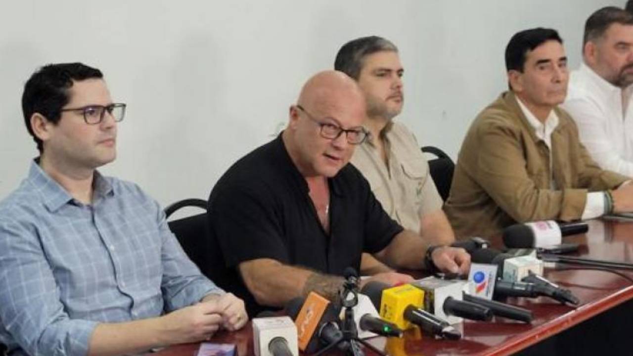 Empresarios cruceños se declaran en emergencia; rechazan PGE, suspensión de exportaciones e intervención de ingenios
