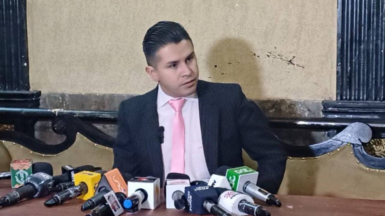 Abogado de coronel Maximiliano Dávila denuncia violación de derechos en proceso de extradición a EE. UU.