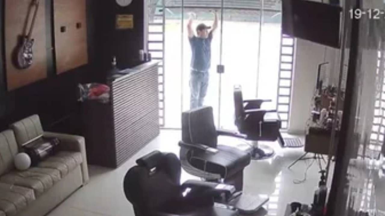 Delincuente atracó una tienda en la zona del Cementerio General