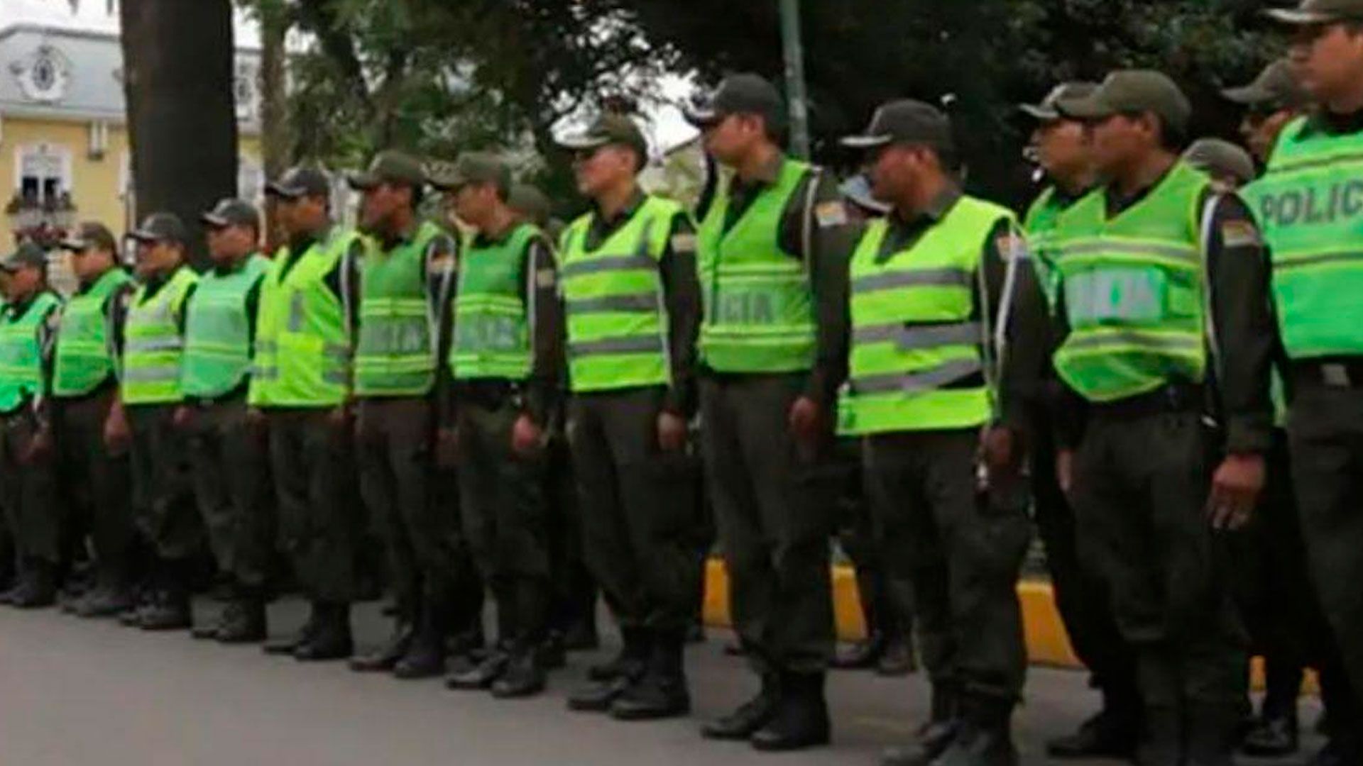 Policía Boliviana despliega más de 22.000 agentes para fin de año 