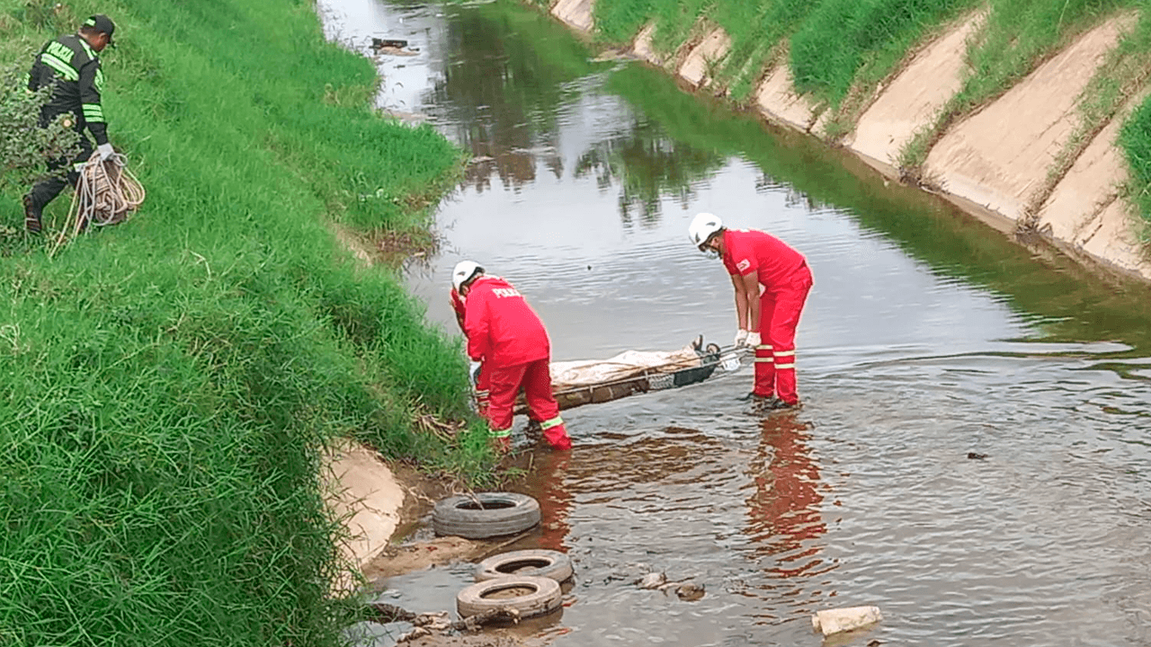 Adulto mayor cae al canal de drenaje en el Plan 3000