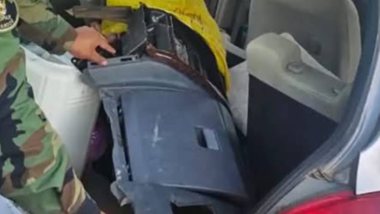 Cae un militar robando partes de un vehículo incautado