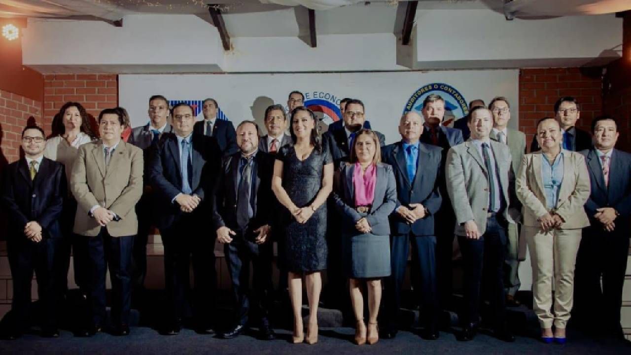 Colegio de Economistas pide metas más realistas y cuestiona el PGE 2025