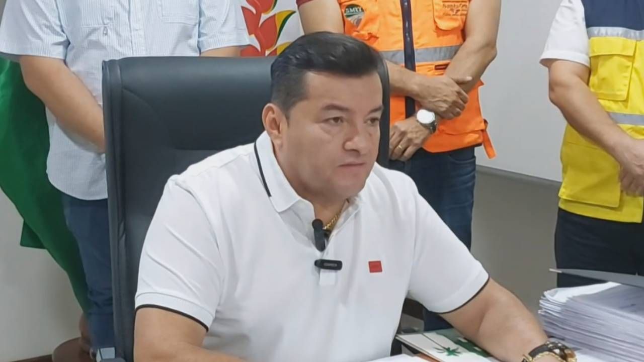 "El reordenamiento (de líneas en el centro) es irreversible", advierte Jhonny Fernández