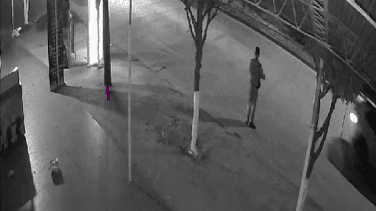 Hombre muere atropellado en la radial 17 1/2: Cámaras de seguridad revelan el momento