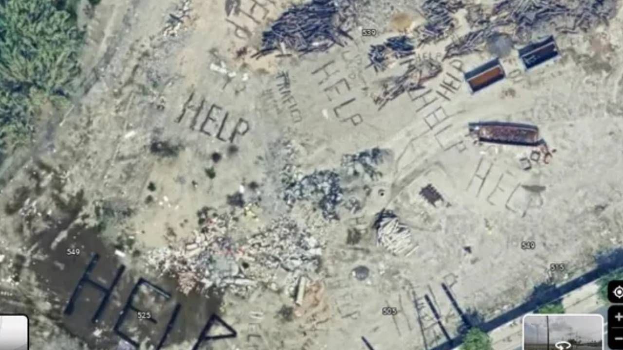 Imagen satelital de Google Maps capta petición de "AYUDA" en terreno de California; las imágenes son de 2025
