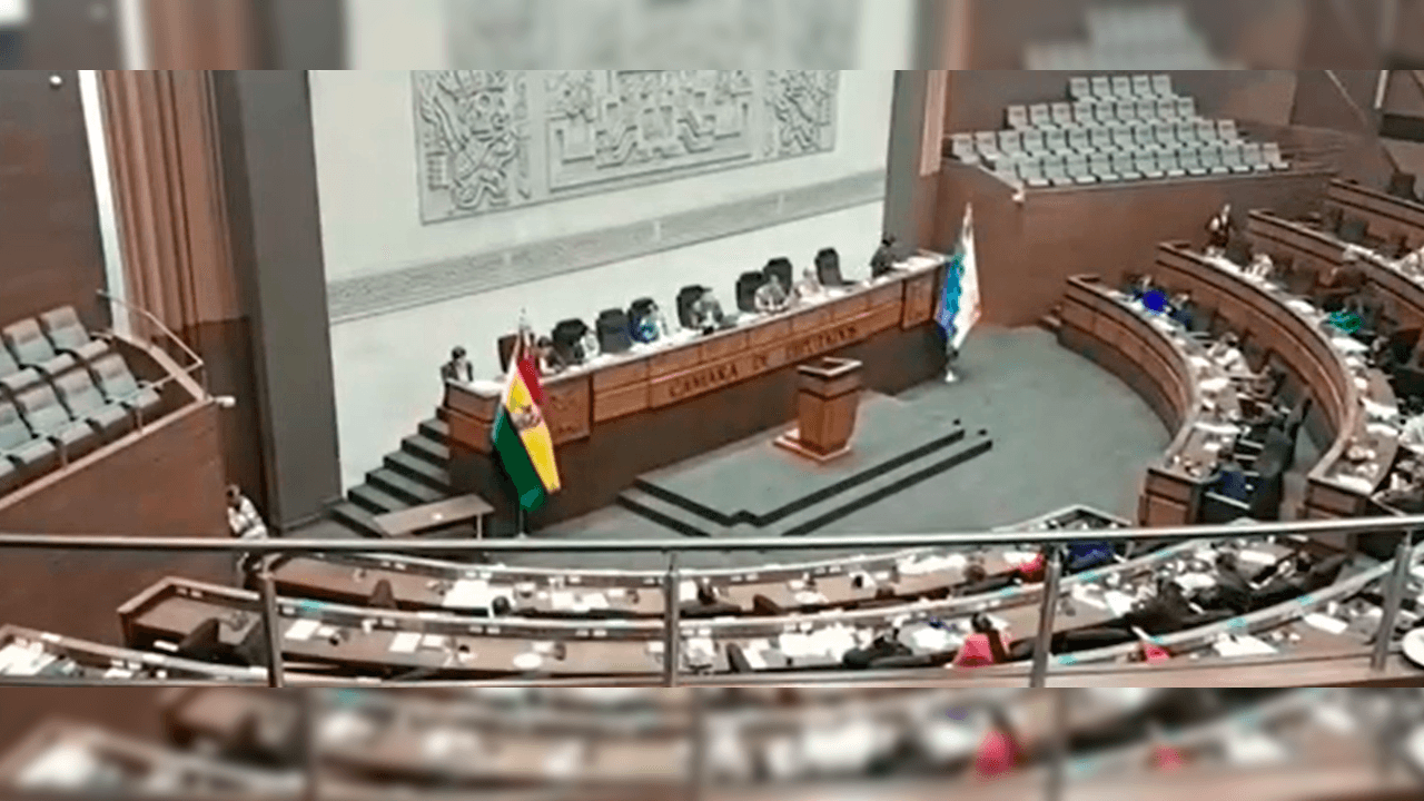 Aprueban crédito de 500 millones de dólares