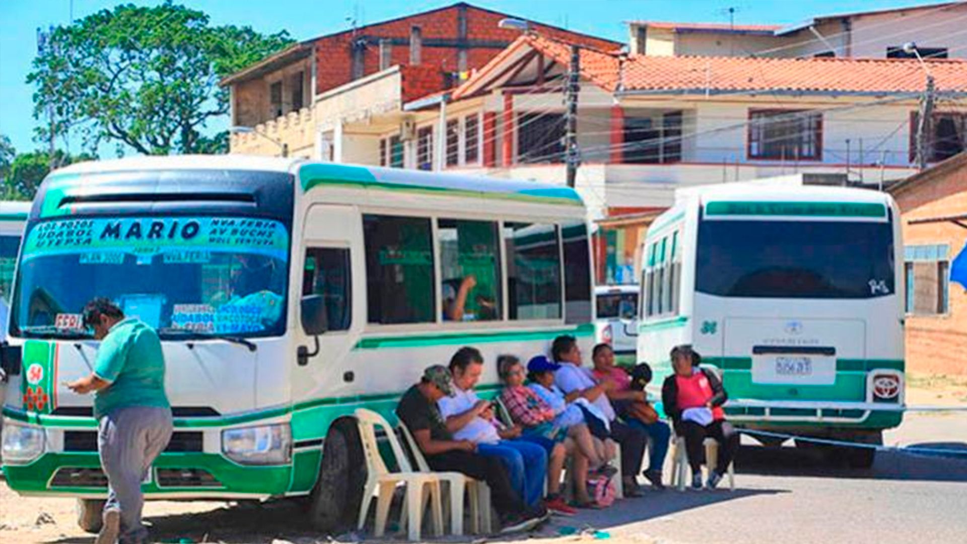 Segundo día de paro del transporte en Santa Cruz: Persisten bloqueos y tensión