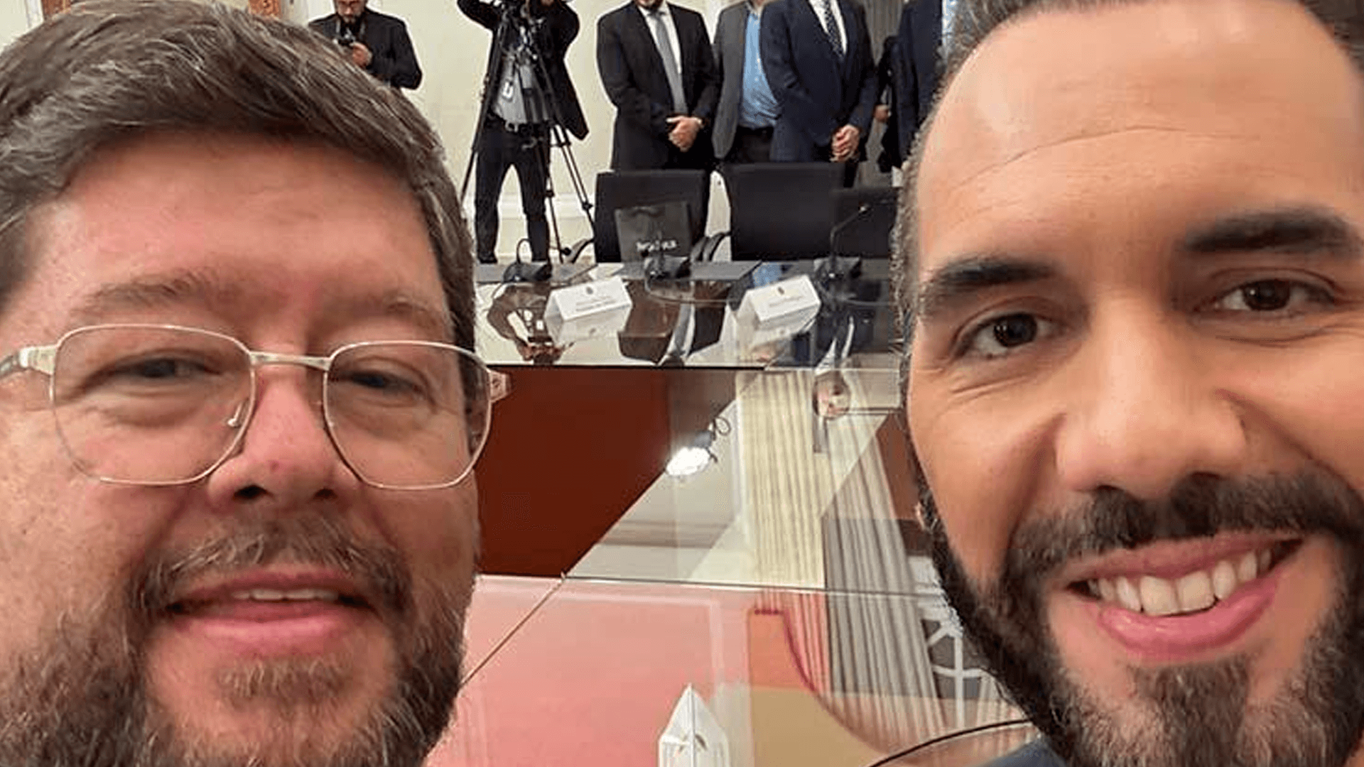 Samuel Doria Medina comparte ideas de seguridad tras reunión con Bukele