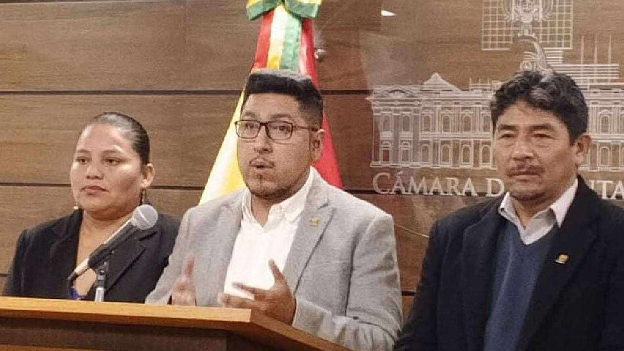 Omar Yujra, presidente de la Cámara de Diputados: "No se tratarán los contratos de litio mientras continúe el proceso de socialización"