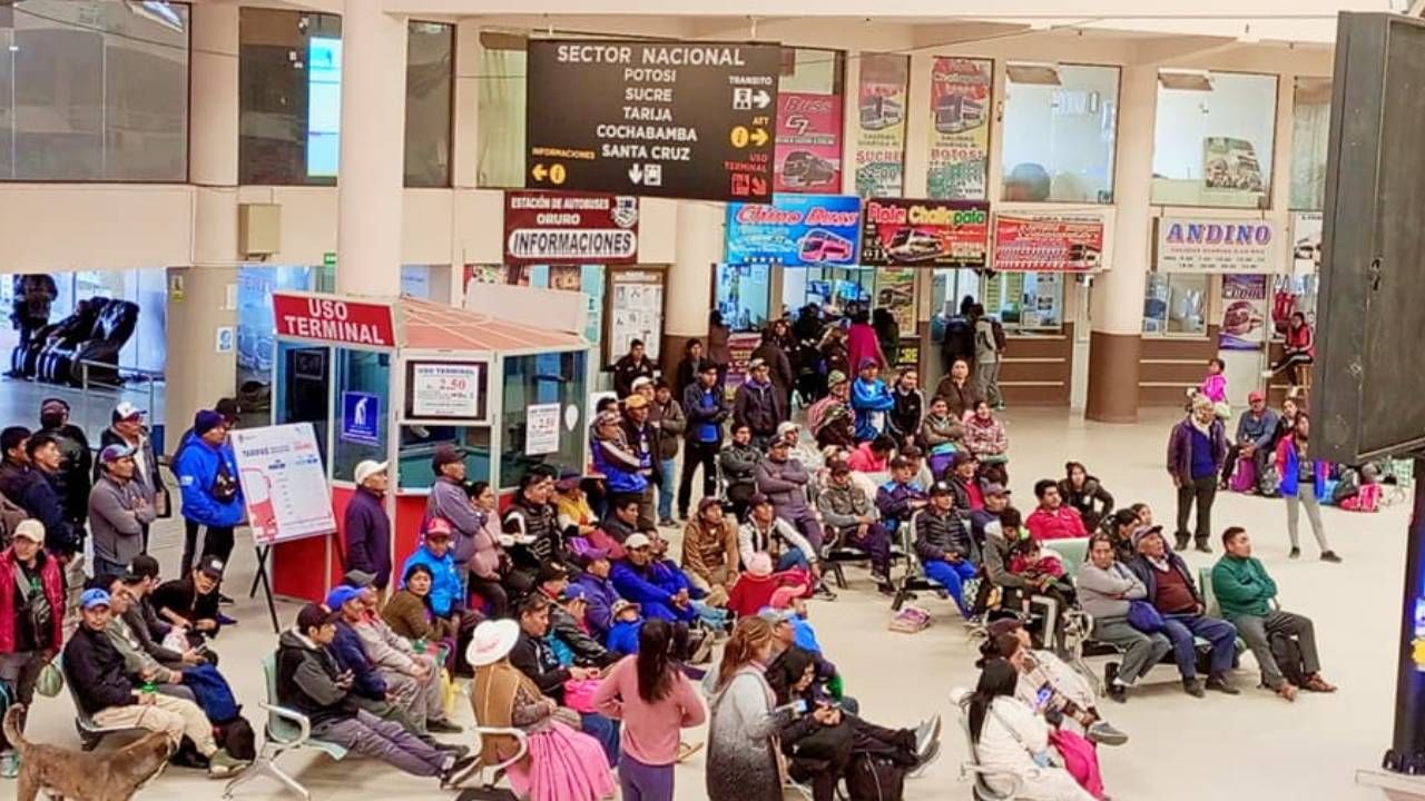 Aumento de pasajeros previo al Carnaval activa controles de pasajes y filtros contra trata y tráfico