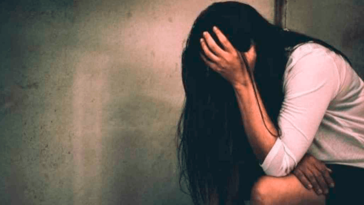 Adolescente denuncia que se escapó de su casa porque su padre la violaba