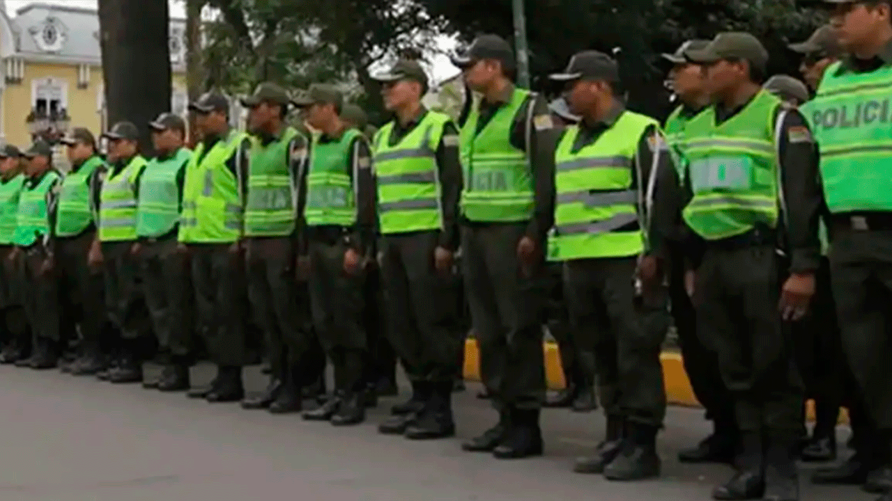 Más de 15.000 Policías Estarán Desplegados Durante el Carnaval en Todo el País