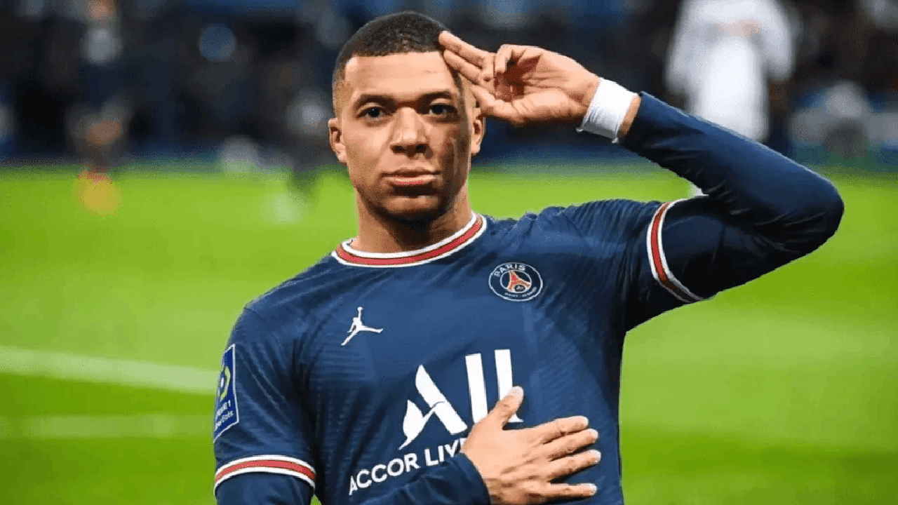 Mbappé podría no renovar su  contrato con el PSG y ser  vendido próximamente