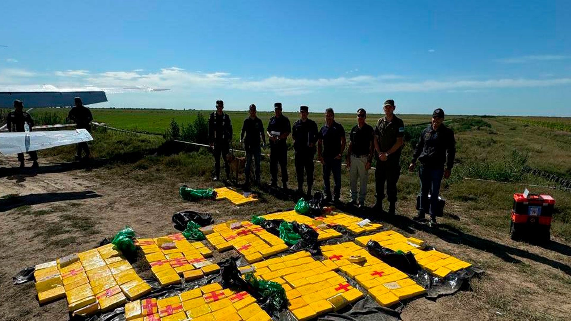 Exreina de belleza boliviana detenida en Argentina por tráfico de drogas, asegura haber sido amenazada de muerte