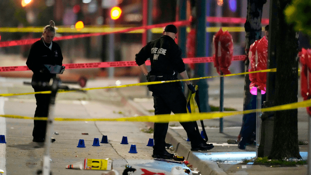 Diez heridos en un tiroteo tras festejos por el título de la NBA