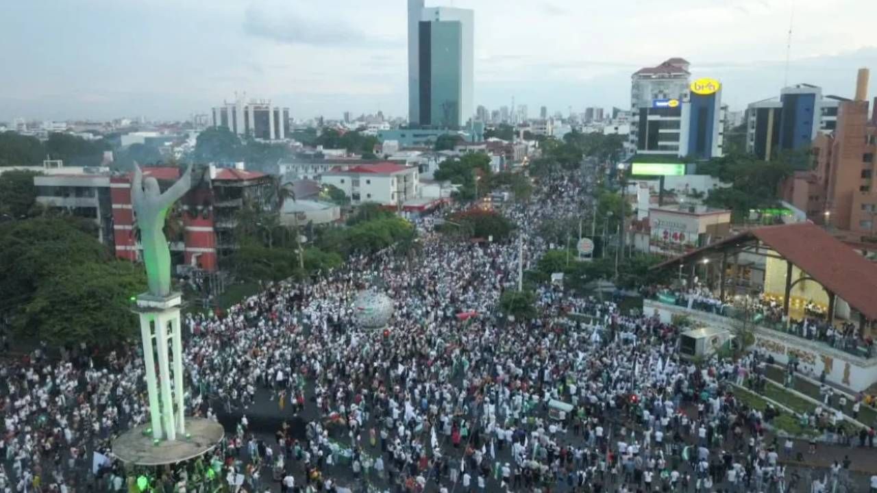 Llaman a marchar en contra de la estatal YPFB en protesta por la crisis de combustibles