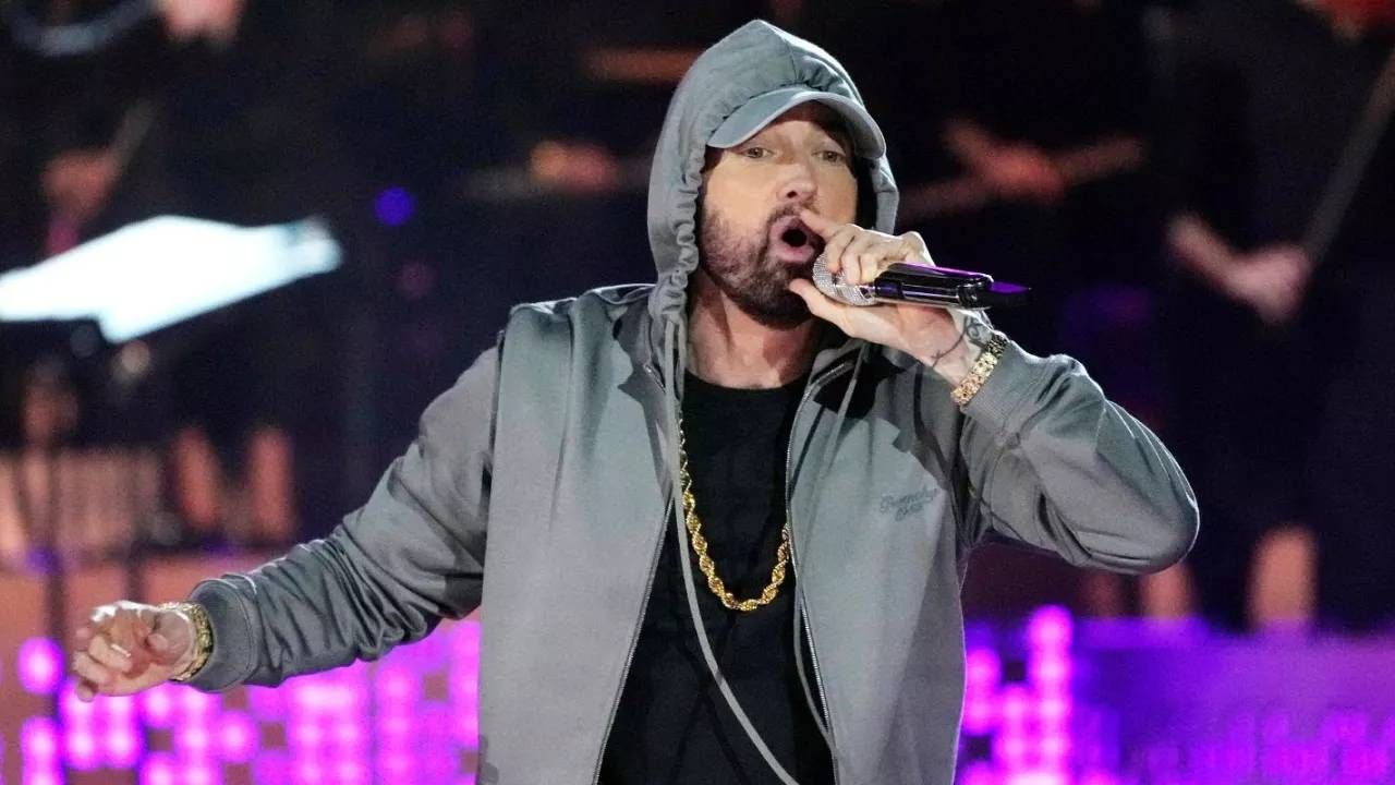 Exempleado de Eminem acusado de vender 25 canciones inéditas del rapero por USD 50,000 en Bitcoin