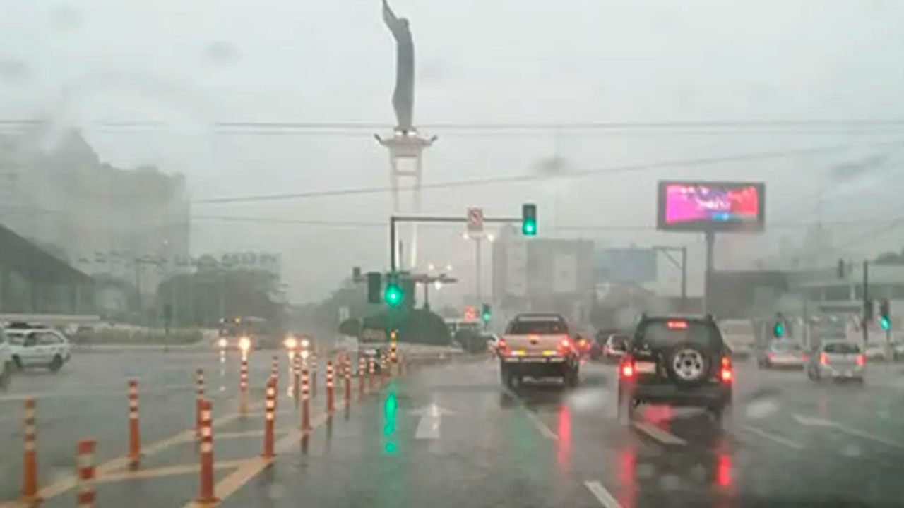Lluvias e inundaciones afectan a Santa Cruz, pero se espera aumento de temperaturas desde el miércoles  