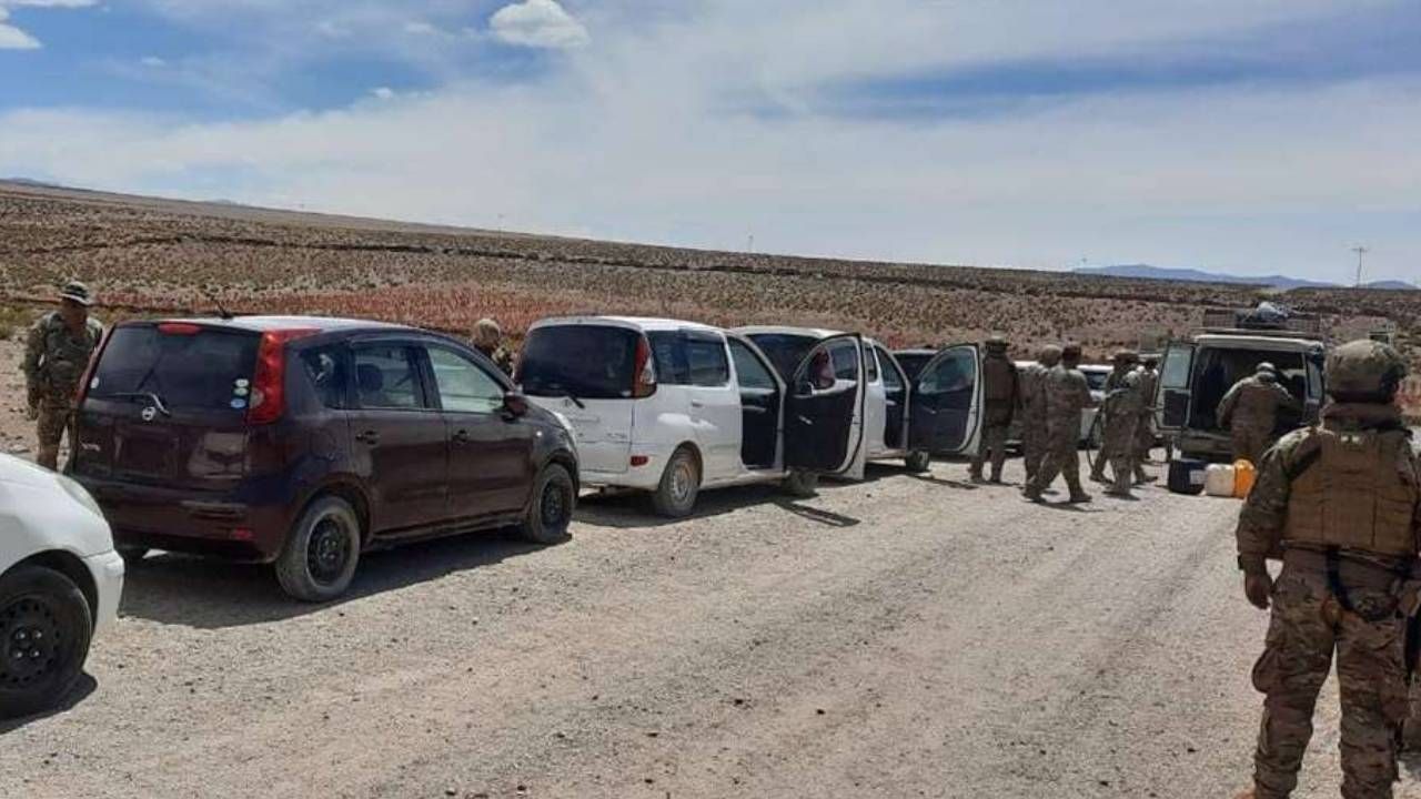 Autos 'chutos', contrabando y minería ilegal incrementan la demanda de combustible