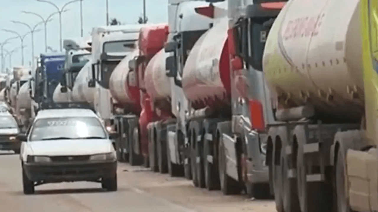 Cisternas varadas en Palmasola generan preocupación por abastecimiento de combustible