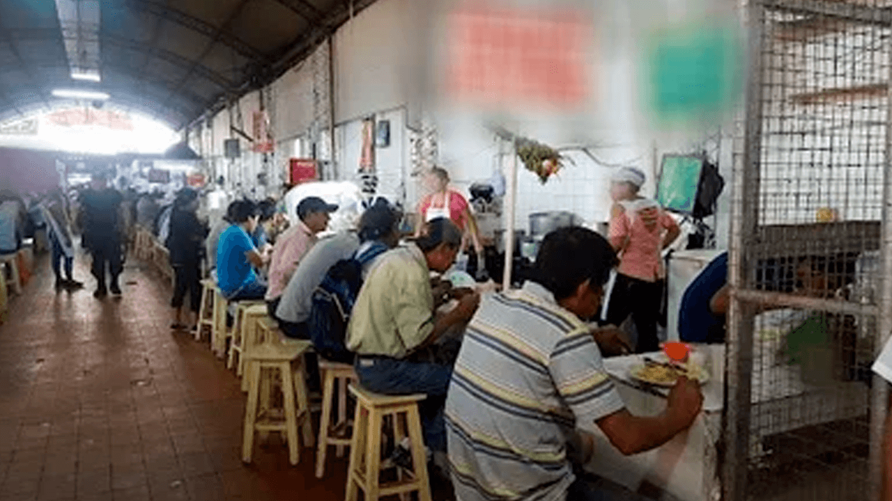 Sube el precio de almuerzos en Santa Cruz y afecta la demanda