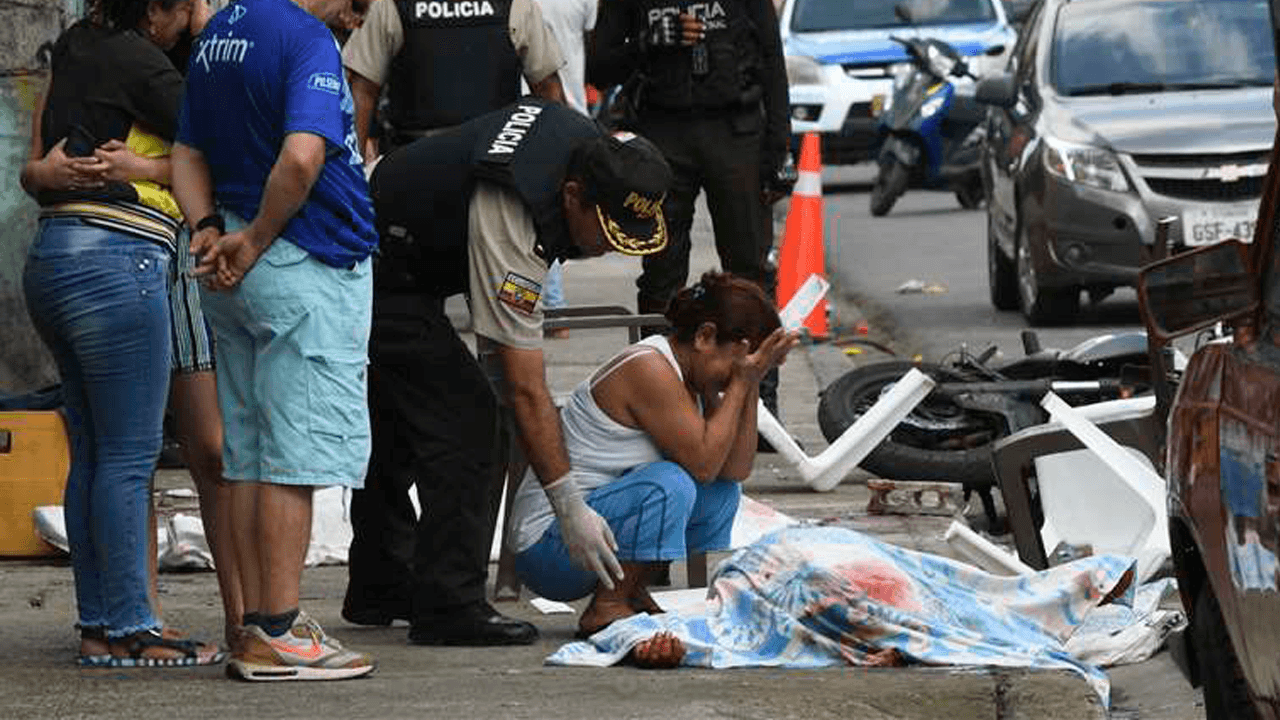 Ecuador: ataque armado deja seis muertos y seis heridos