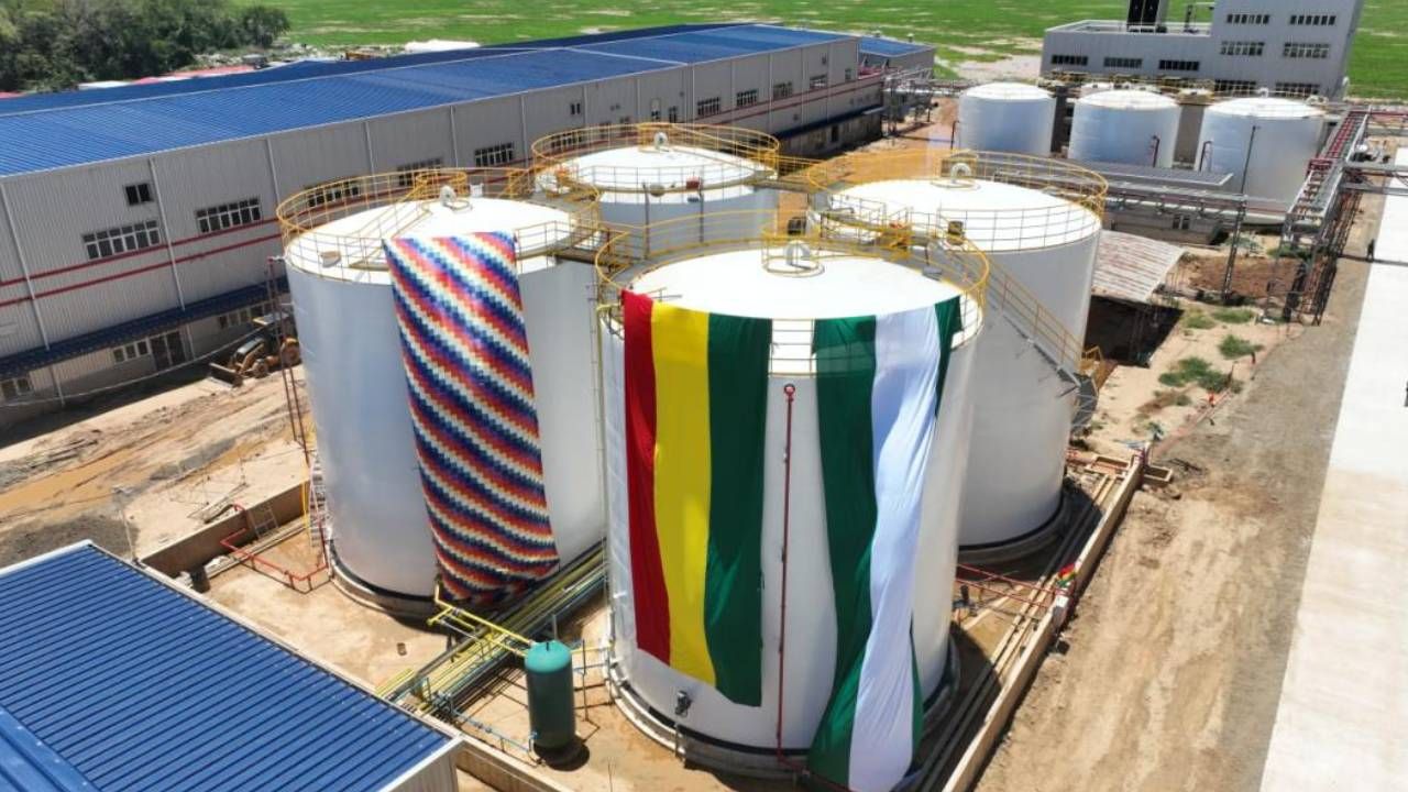Gobierno defiende rentabilidad de empresas públicas ante observaciones de economistas