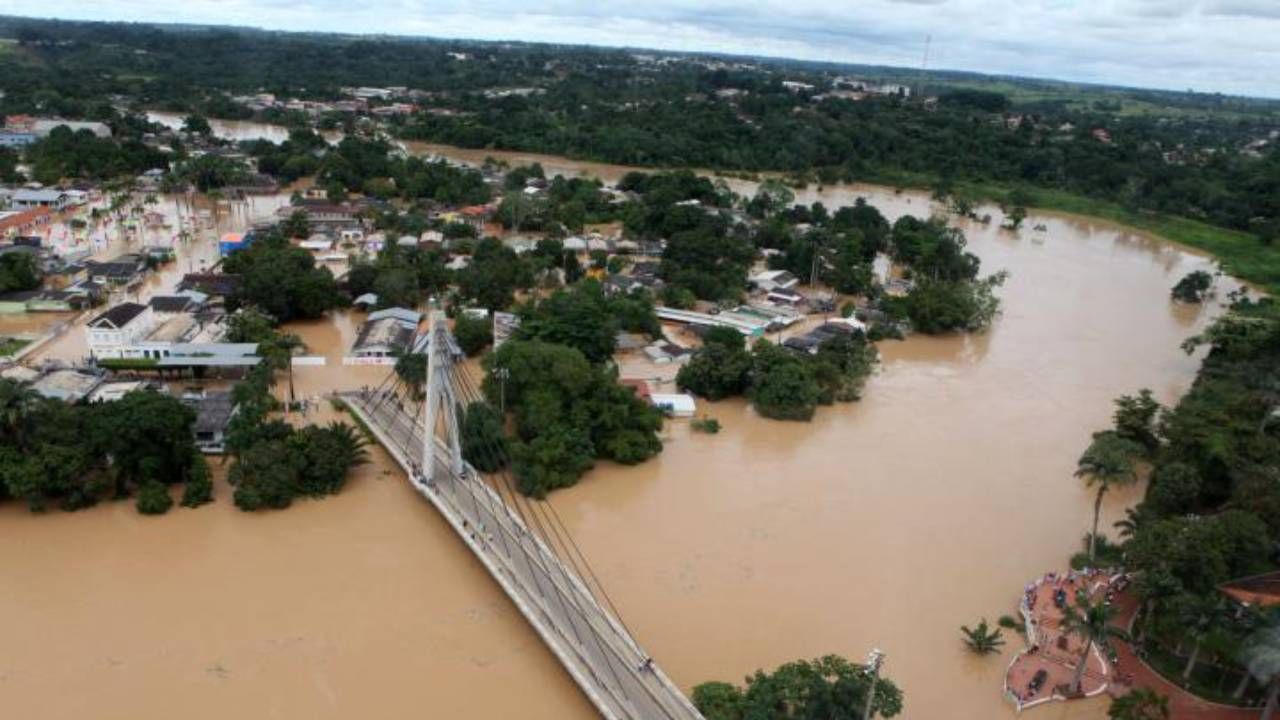 "Tenemos coraje y unidad; dinero, no", dice la alcaldesa de Cobija, ante posible desborde del río Acre