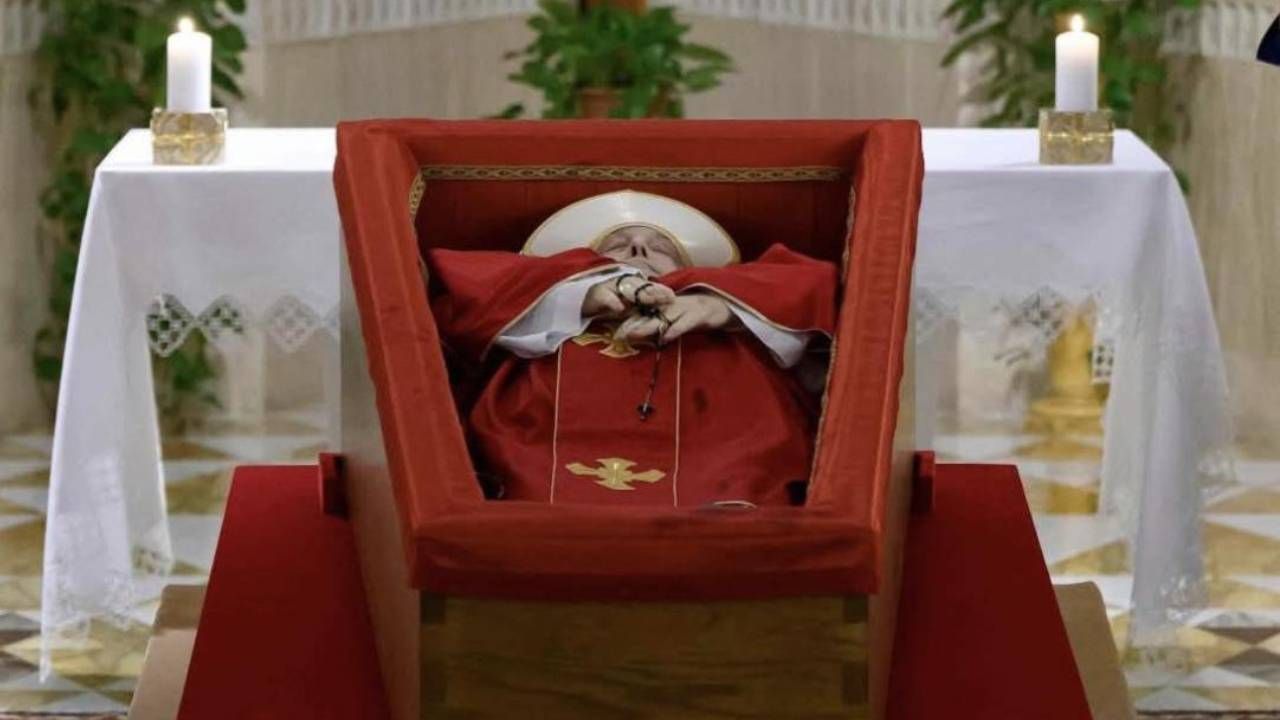 Del traslado del féretro al funeral, tres días para despedirse del papa Francisco