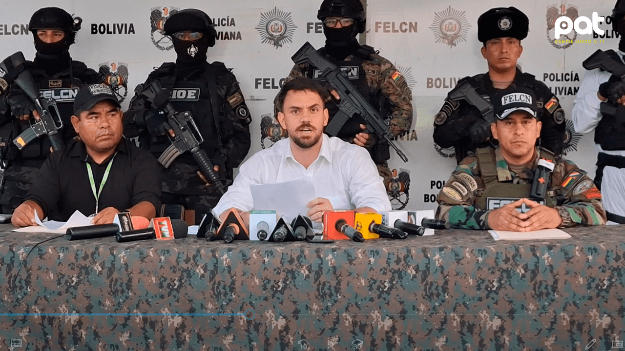 FELCN intercepta camión de pasajeros y descubre drogas camufladas en operativos de Semana Santa