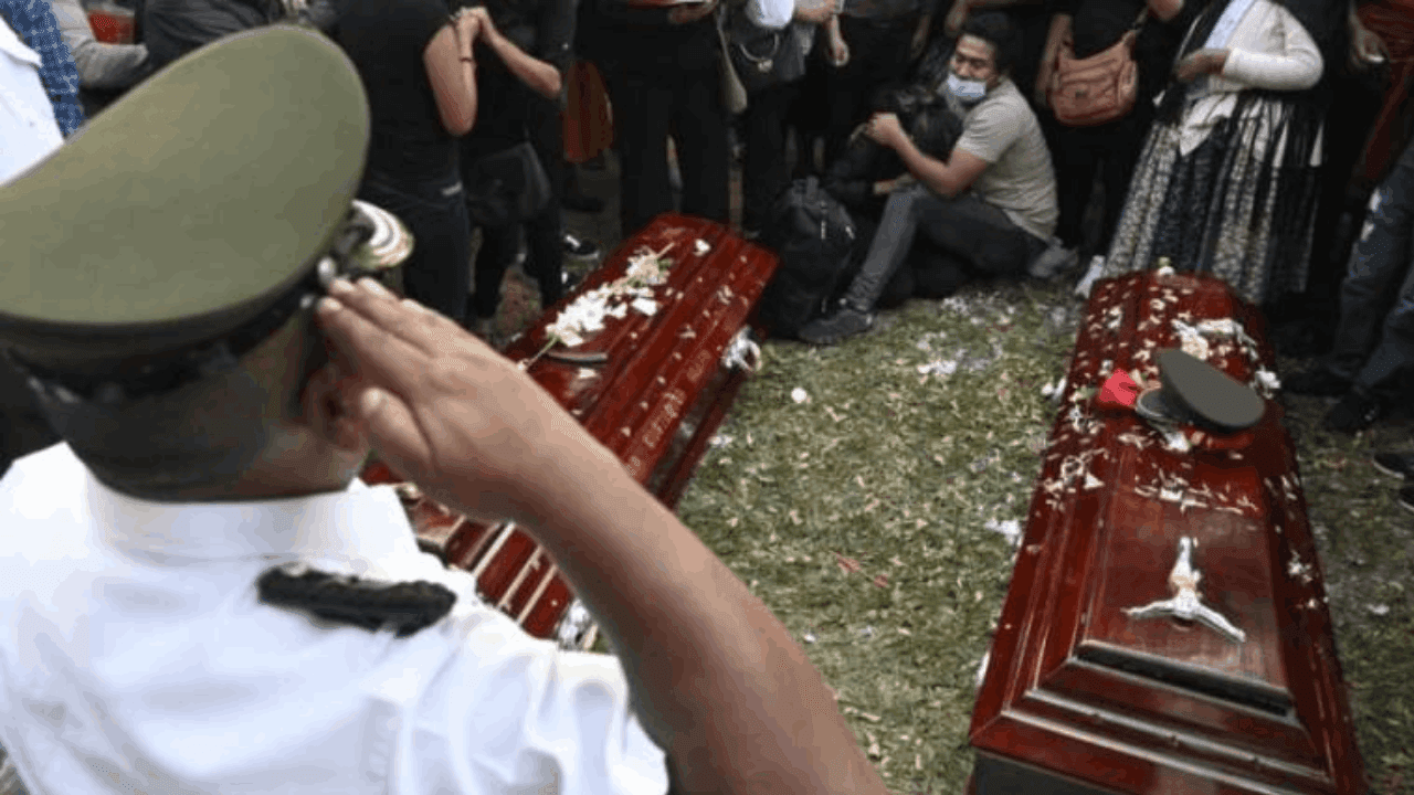 Porongo: Se celebra una misa en memoria a los tres policías asesinados