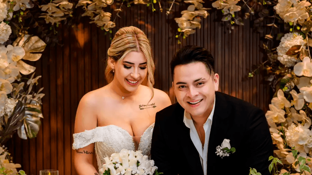 Entre lágrimas de emoción, Luis Vega y Nathalia Calvimonte sellan su amor en su boda