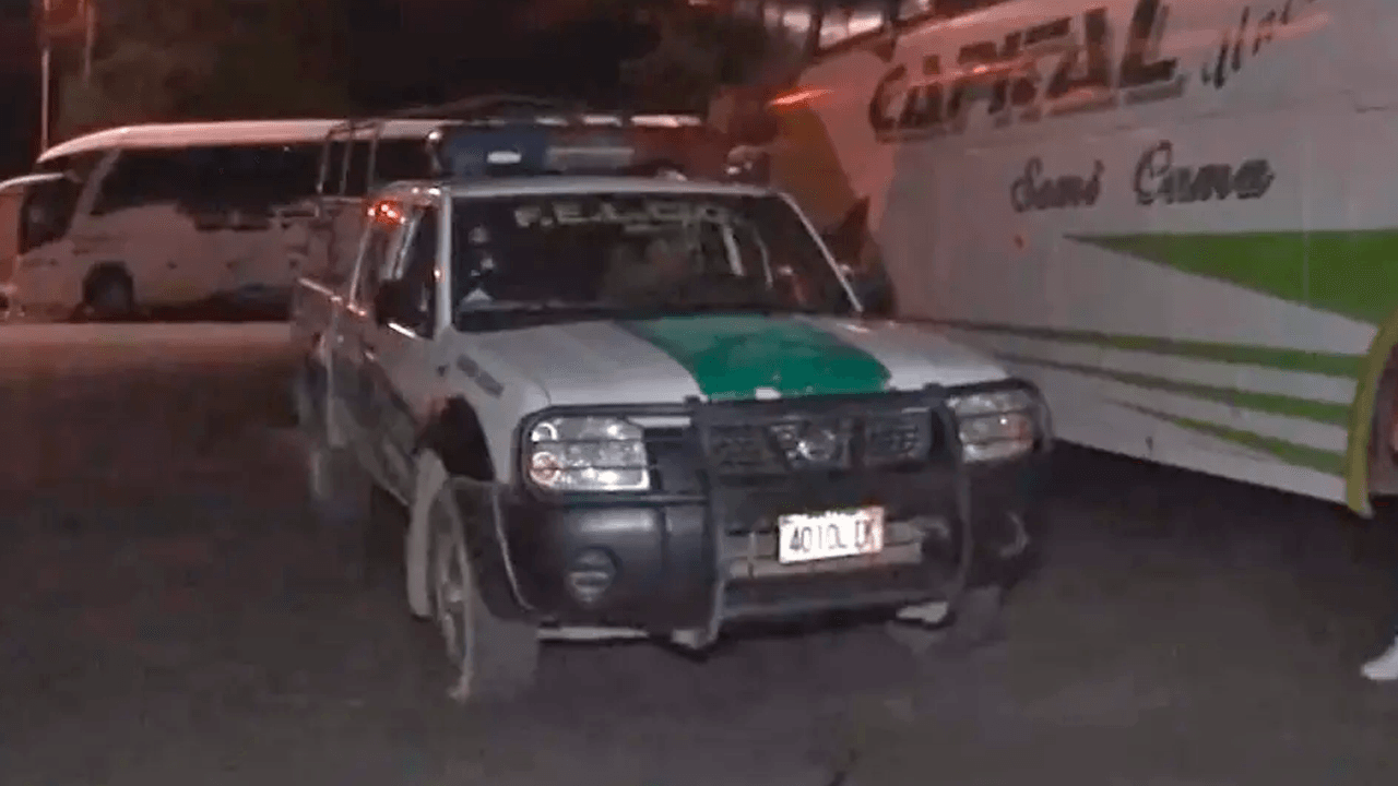  Encuentran a un hombre sin vida junto a un bus en la Terminal de Cochabamba
