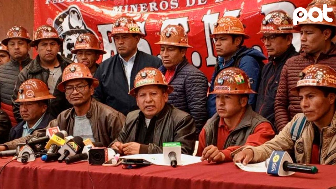Mineros exigen congreso para renovar dirigencia de la COB