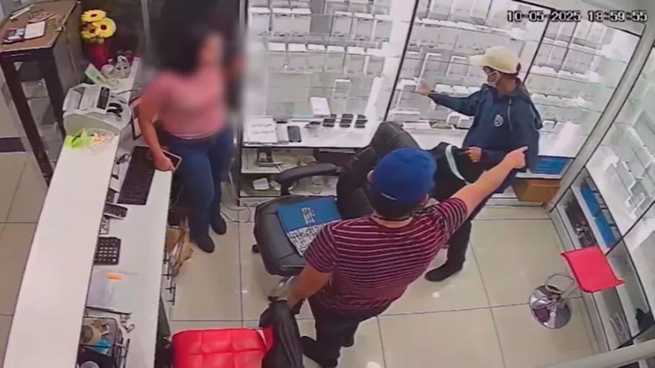 Recuperan celulares robados y detienen a cuatro sospechosos en Santa Cruz