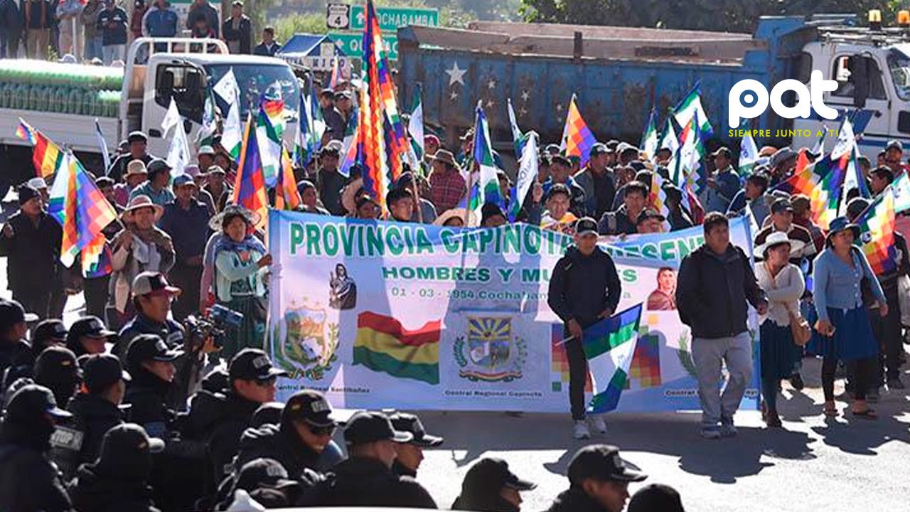 La policía boliviana despliega efectivos para resguardar instituciones ante marcha evista