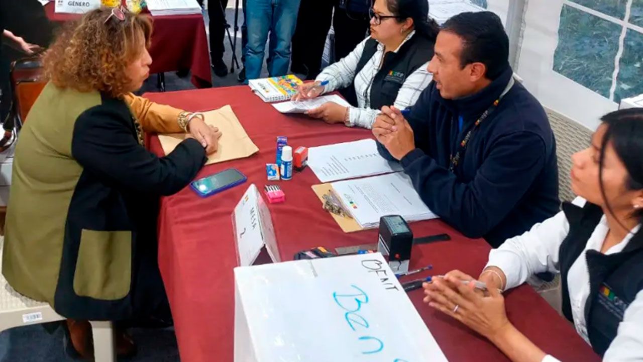  Unidad y APB-Súmate concluyen inscripción de candidaturas rumbo a las elecciones 2025