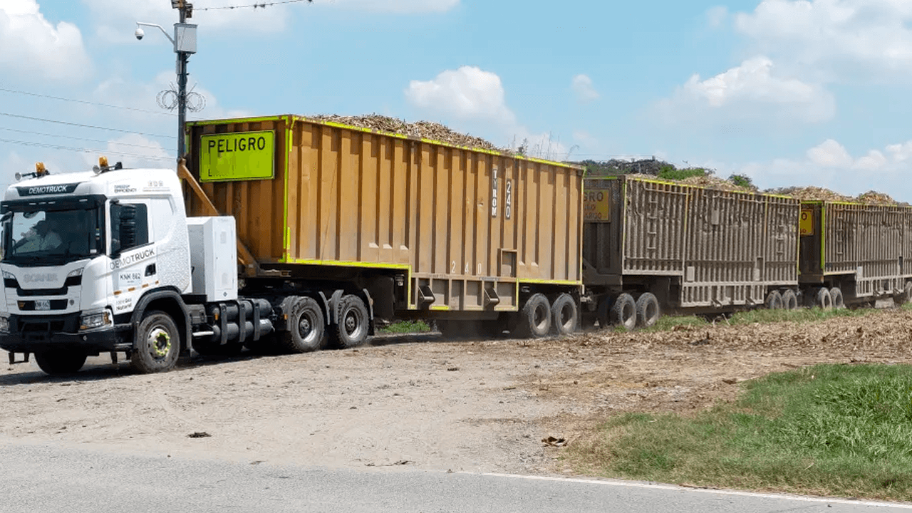 Transporte pesado en Santa Cruz opera a menos del 50% por falta de combustible