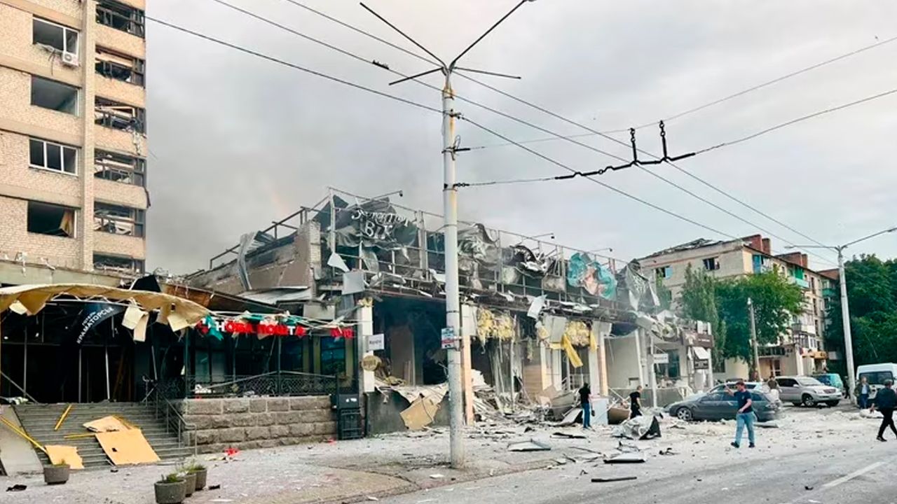 Bombardeo ruso contra  Ucrania dejó al menos tres muertos y 22 heridos