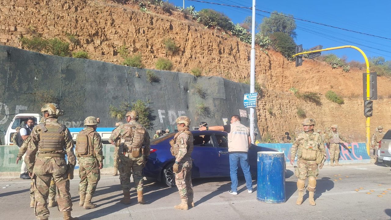 Ejército despliega 200 soldados en operativo contra el contrabando en el Valle Alto de Cochabamba