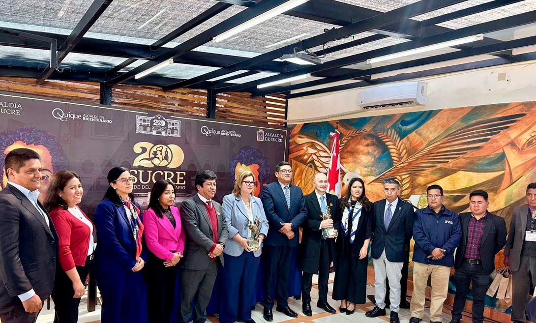 CIDH recibe distinción Juana Azurduy en Sucre por su defensa de los derechos humanos