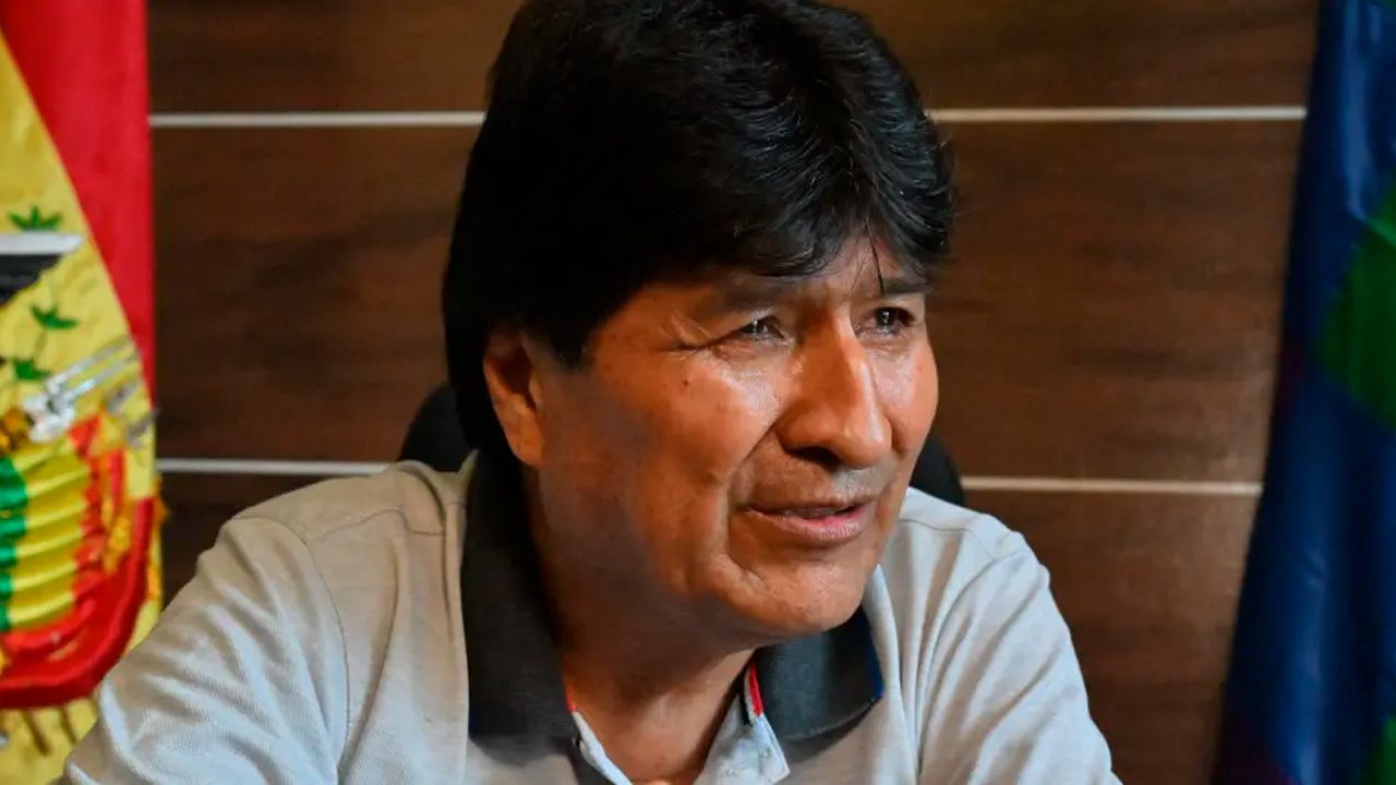 Evo denuncia despliegue militar y advierte amenaza al orden constitucional.