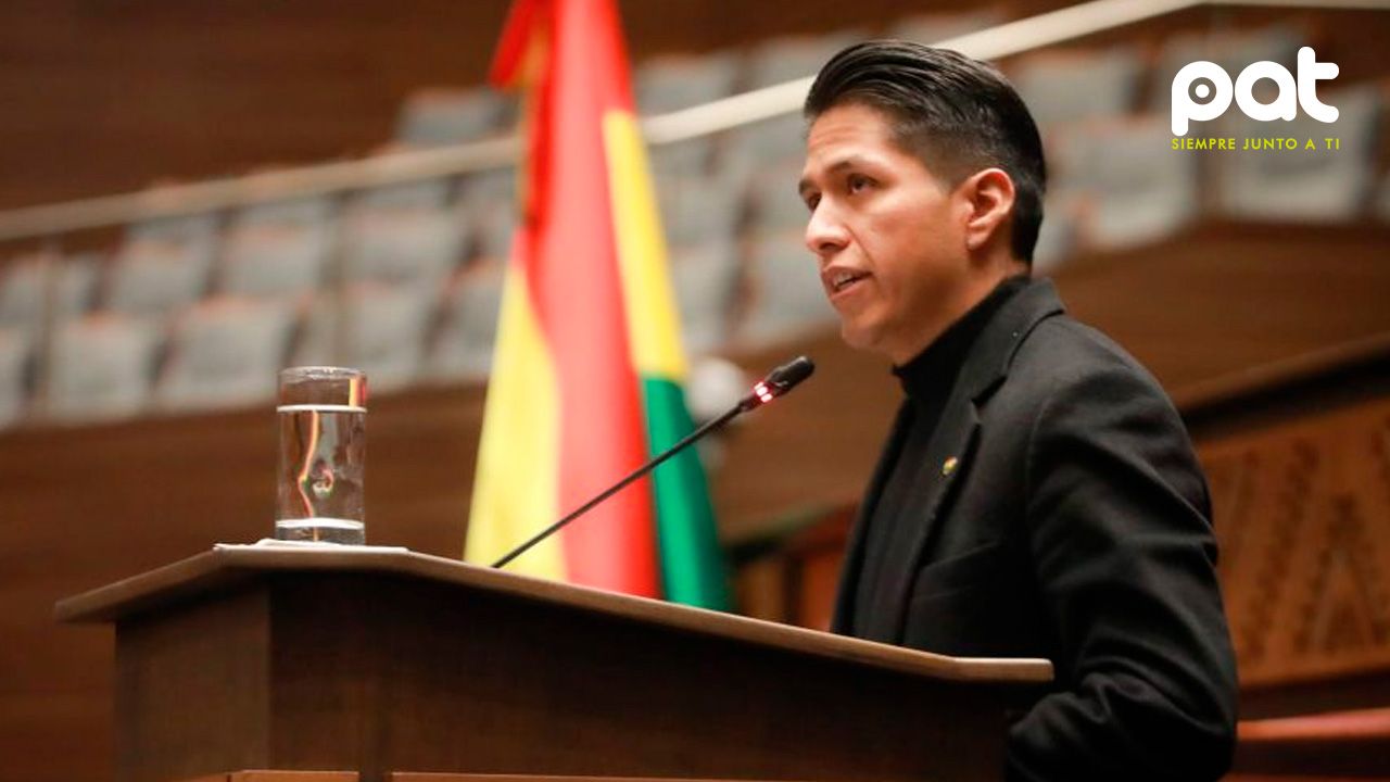Andrónico pide reunión urgente para aprobar créditos destinados a la compra de combustible