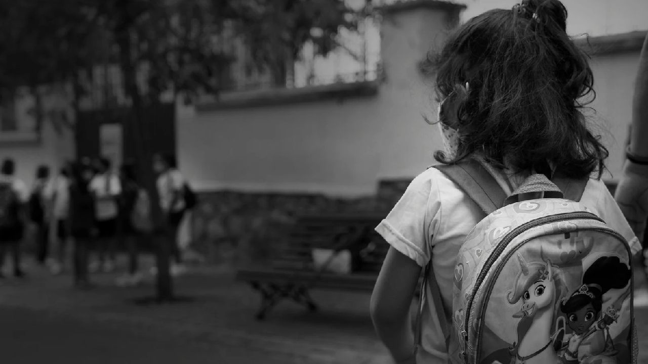Aparente abuso a gemelas de siete años por parte de su compañero de colegio