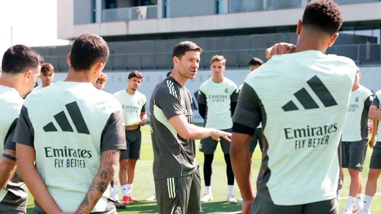 Xabi Alonso impone disciplina  táctica y exige compromiso  defensivo a toda la plantilla